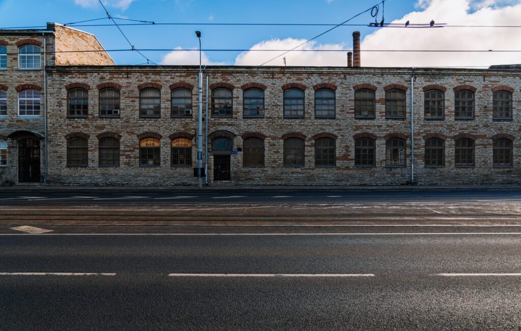 Pärnu mnt 69
