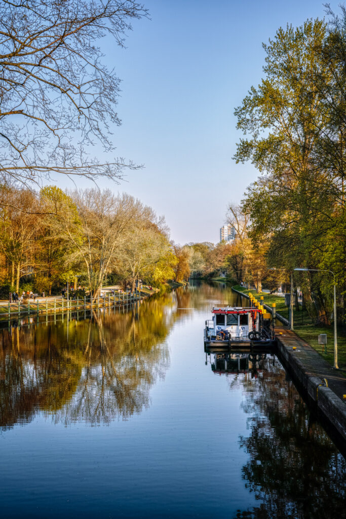 On the banks of the Landwehr Canal