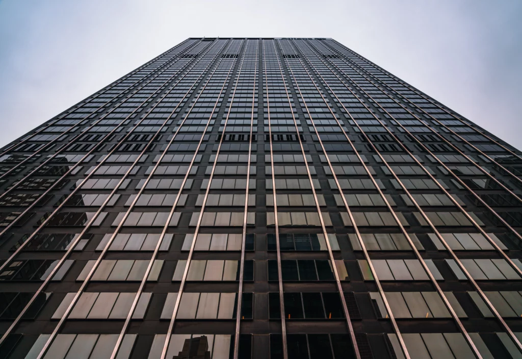 Paramount Plaza