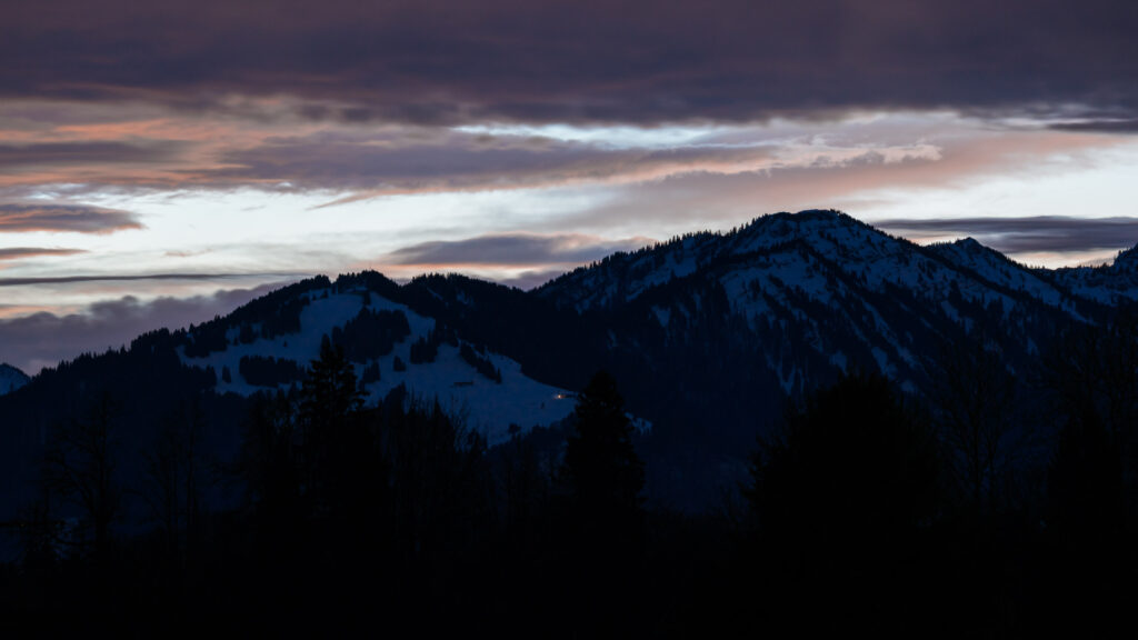 Allgäu chain of hills after sunset