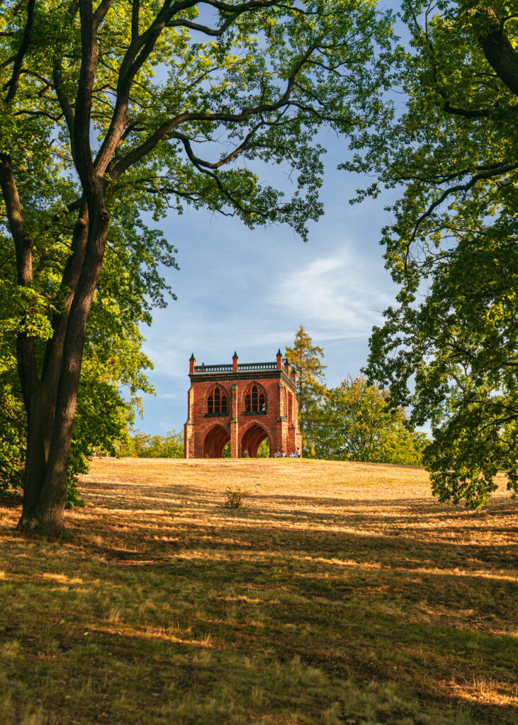 Former Berlin Court Arbour