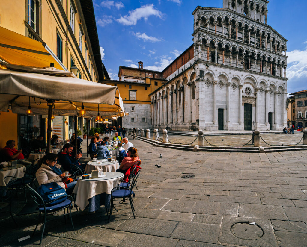 Café at the Chiesa di San Michele in Foro